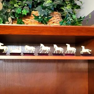 Set of horses